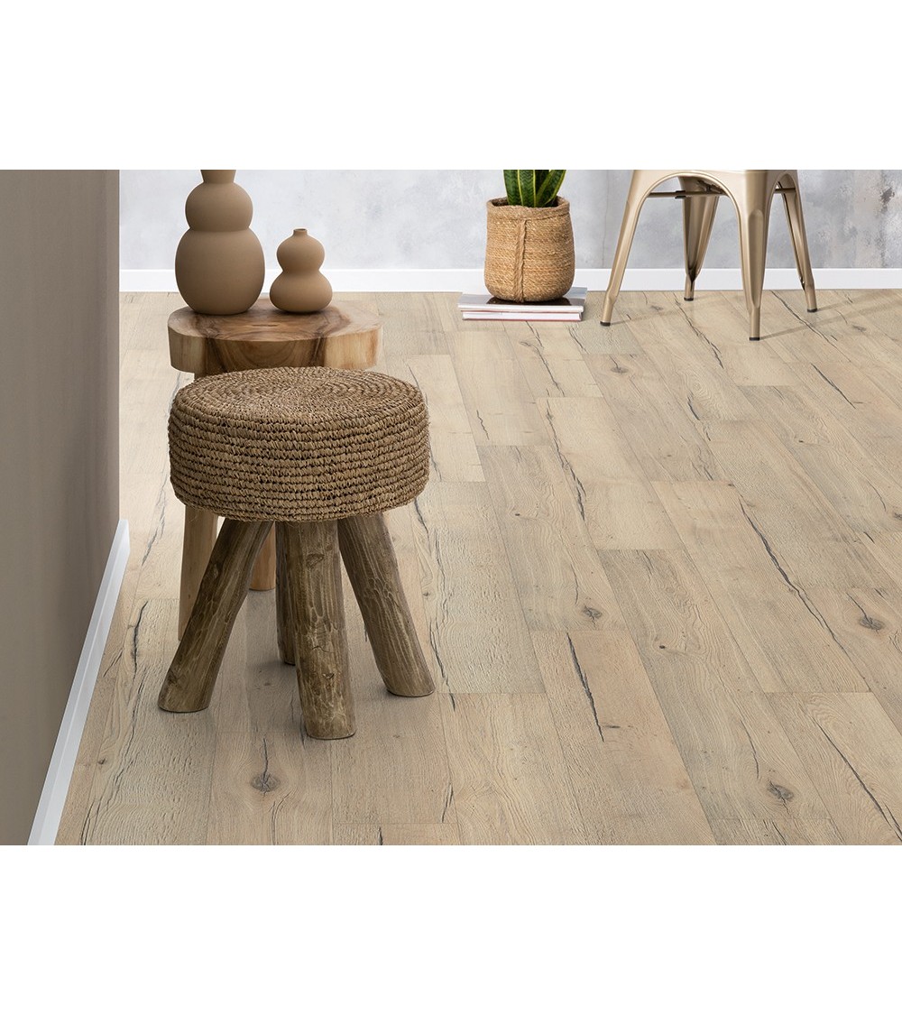 EPL015 Chêne Valley fumé 8/32 classic aqua+ - 1292x193mm - 1,995m²